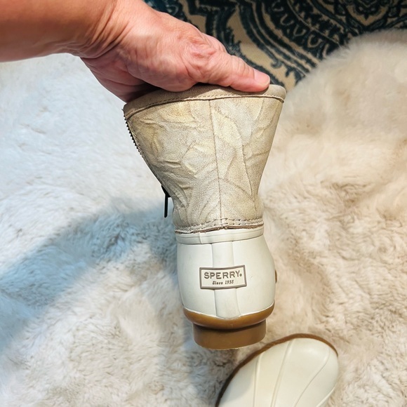 Sperry Saltwater Crunch Duck Rain Boots Gold / Ivory sts99726 Women's US 9.5 - Picture 5 of 13